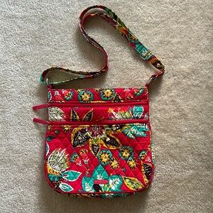 Vera Bradley Quilted Cross Body Zippered Purse